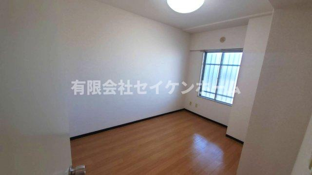 グリンパーク籠原の洋室