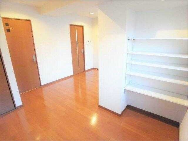 リスレーヌ蔵前の居間・リビング