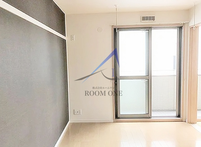 フロントハウス