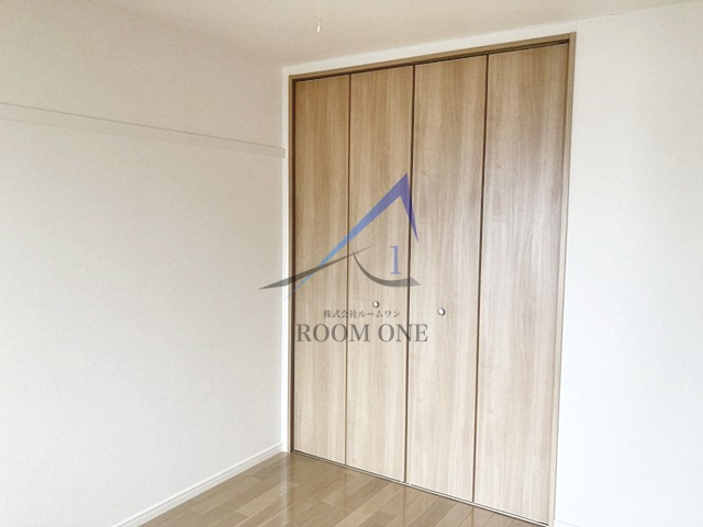 フロントハウス