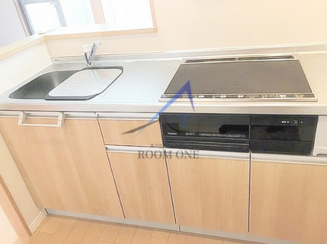 フロントハウス