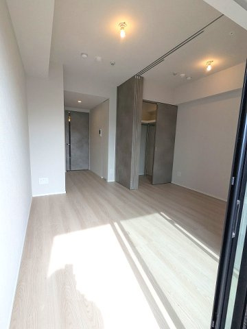 SEASON FLATS浅草六丁目の内装|南向き日当り良好