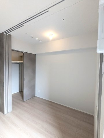 SEASON FLATS浅草六丁目の設備|洋室、ウォークインクローゼット