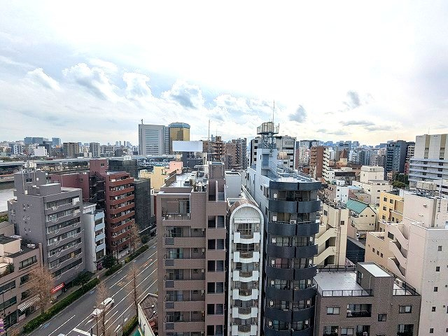 SEASON FLATS浅草六丁目の設備|12F、南向き日当り眺望良好