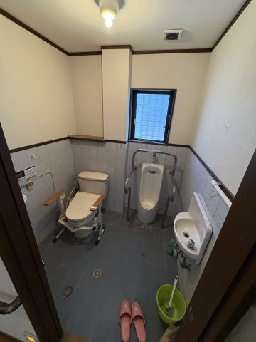 紀の川市名手市場・中古戸建・54760のトイレ