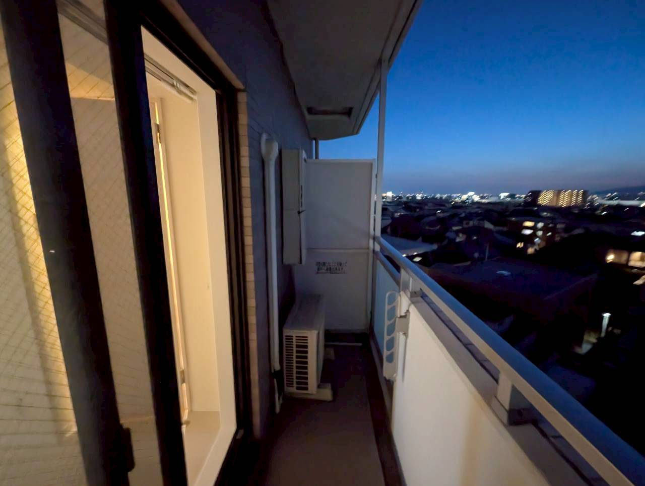 Demain APMのバルコニー