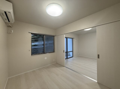  | MAK Ties Apartment