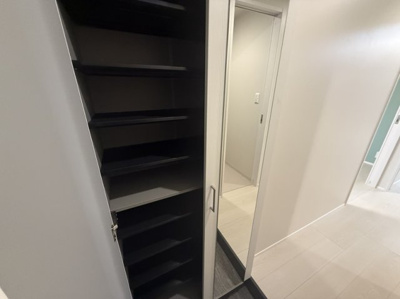  | MAK Ties Apartment