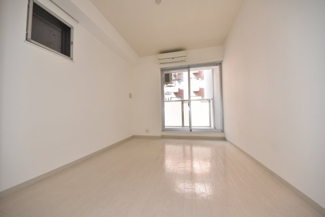 アルバスの居間・リビング