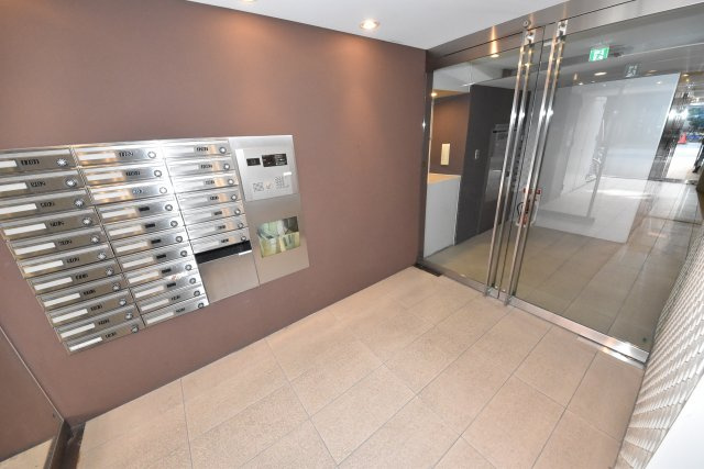 アルバスのエントランス