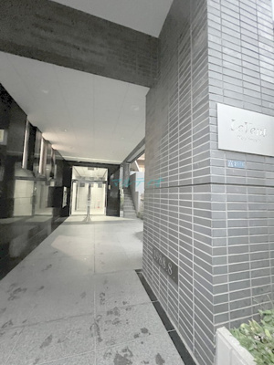 【エントランス】 | レ・ベント御徒町 | エントランス