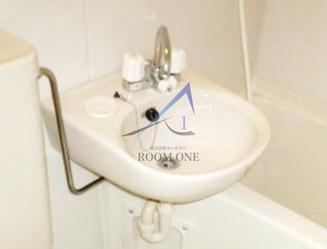 インベスト西大井の洗面所|洗面台です。