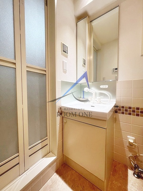 ラティス新橋の洗面所|洗面台です。