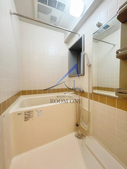 ラティス新橋の浴室|お風呂です。