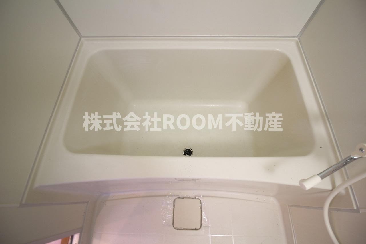カズヒロ貸家の浴室|きれいなお風呂です