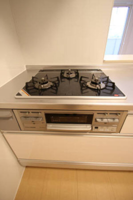  | ガーデンハウス B棟 | B203ｼｽﾃﾑｷｯﾁﾝ3口ｶﾞｽｺﾝﾛ