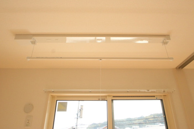  | D-room片峰 | 室内物干し