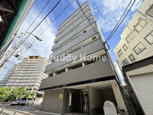 マンション輝の外観