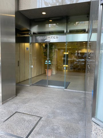 【玄関】 | 新大阪ローズビル