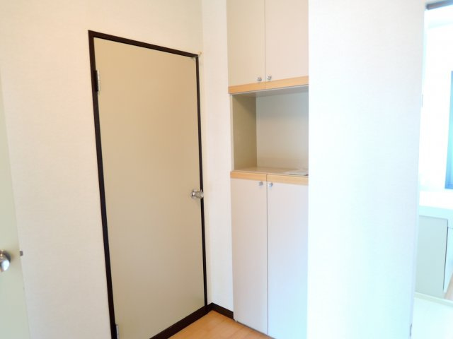 高槻市郡家新町のアパートの収納