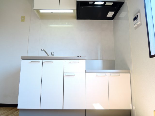 高槻市郡家新町のアパートのキッチン