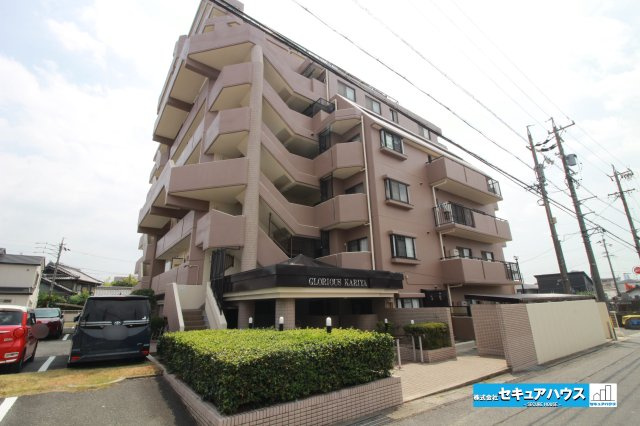 グローリアス刈谷の外観|事前予約にて現地ご見学いただけます！お気軽にお問い合わせください♪
■株式会社　セキュアハウス■
住宅ローンに強く、知識、経験豊富なスタッフ在籍
お客様に寄り添い、ご成約後もサポート致します。