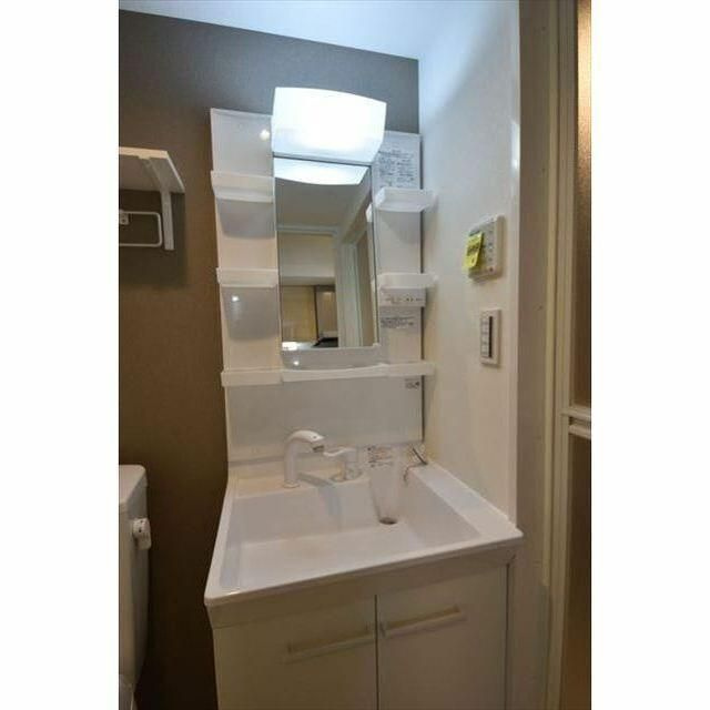 プランドール市川の独立洗面台