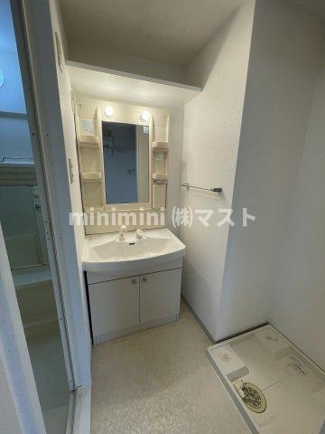 大阪市西区靱本町３丁目の賃貸マンションの洗面所