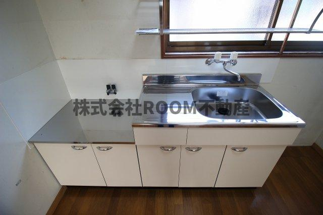 髙野貸家のキッチン|使いやすいキッチンです