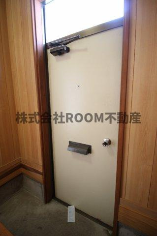 髙野貸家の玄関|玄関です