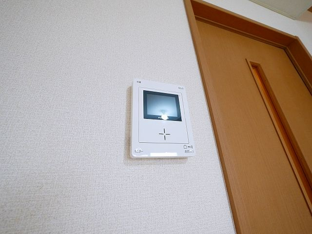 セジュール紀寺のセキュリティ|お顔が見えるモニター付きインターホンもございます。