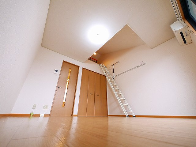 セジュール紀寺の洋室|広々とした洋室です