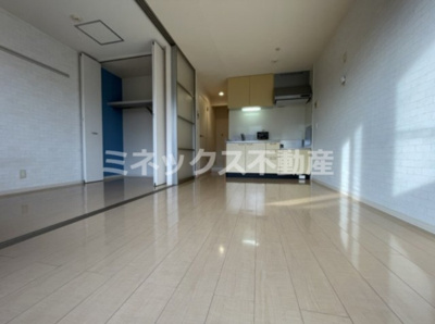 【居間・リビング】 | エランビタールNAKANISHI Ⅱ棟 | 同タイプのお部屋の写真。現況を優先します。