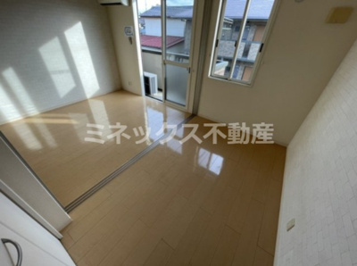 【収納】 | エランビタールNAKANISHI Ⅱ棟 | 同タイプのお部屋の写真。現況を優先します。