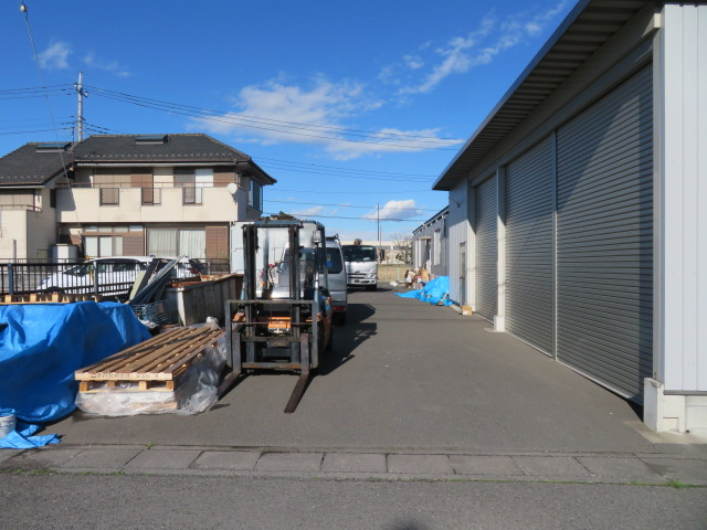 加須市三俣１丁目の倉庫