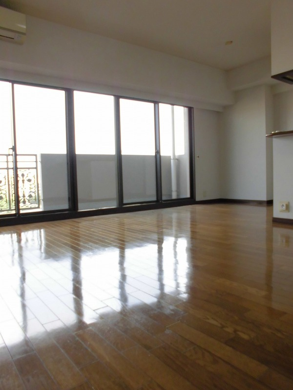 熊本市中央区新大江３丁目の賃貸マンションの内装