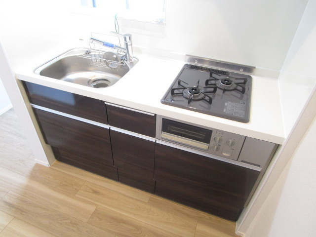 ＯＫ　Ｒｅｓｉｄｅｎｃｅ　新小岩のキッチン|★グリル付きガス２口システムキッチン★
