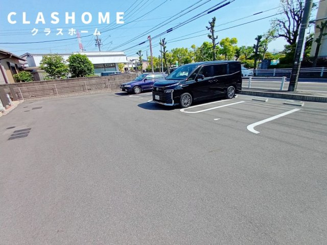 グレイステラスⅡ　　刈谷市の賃貸ならクラスホーム刈谷店の駐車場