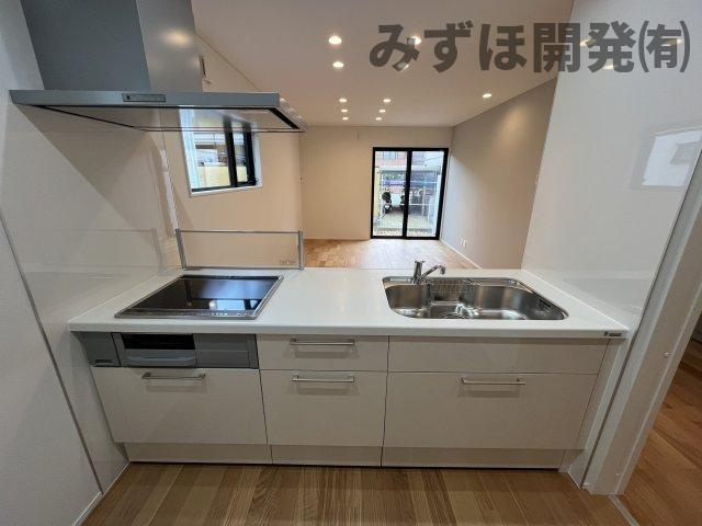 東根市神町東3丁目3-19　C棟のキッチン