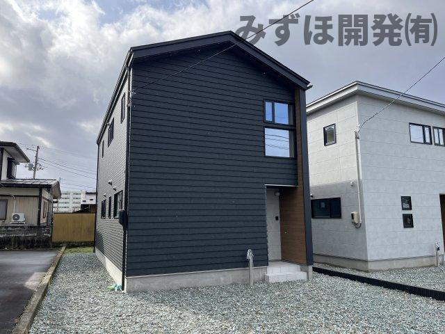 東根市神町東3丁目3-21　A棟の外観