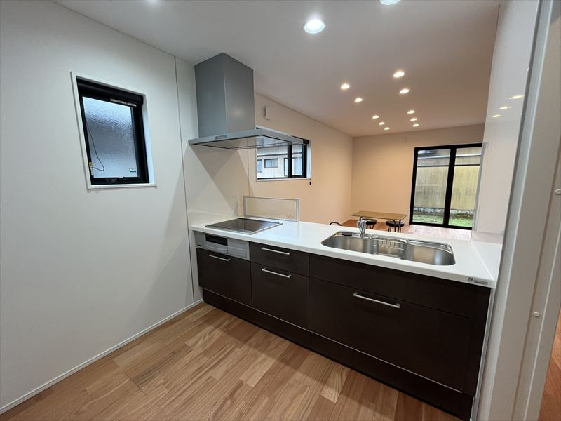 東根市神町東3丁目3-21　A棟のキッチン