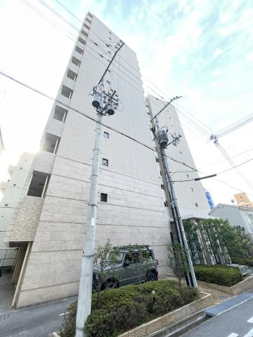 レジュールアッシュ神戸元町の外観