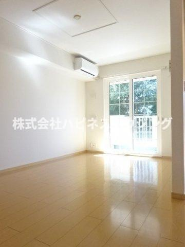 レイクタウン城山Ａの居間・リビング