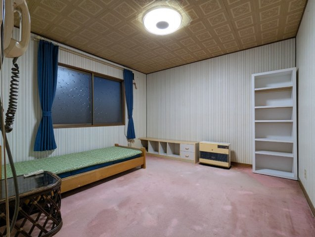 新富士4丁目　作業場付中古住宅の洋室|2階　洋室①