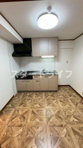 大阪市東淀川区東中島２丁目の賃貸マンションの居間・リビング