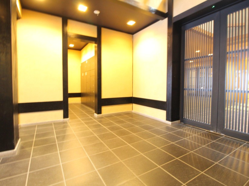 地下鉄東西線「京都市役所前」駅徒歩１０分◆田の字エリア◆改装済２ＬＤＫ◆イーグルコート京都六角雅心庵の設備|宅配BOX