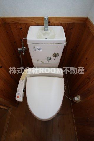 蓼池マンションルビィのトイレ|落ち着いた色調のトイレです