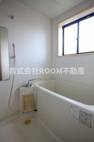 蓼池マンションルビィの浴室|コンパクトで使いやすいお風呂です