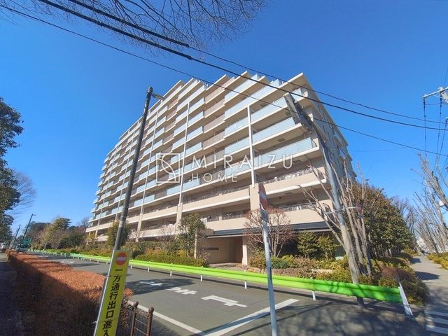 【その他共用部分】 | 日当たりの良いお家は嬉しいですよね。それぞれ価値観が分かれる箇所です、実際に内覧して日当たりの心地よさをご体感下さいね♪