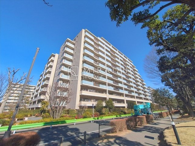 【外観】 | 暮らしやすさを考えたプランで快適な現地ロケーションを実現。安らぎに満たされる